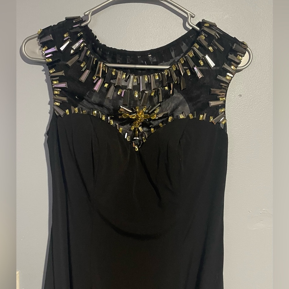 Dave and Johnny evening gown. Size 7/8 
Never worn - Picture 2 of 5